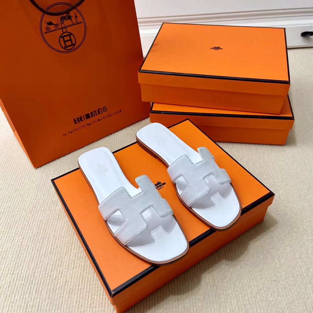 에르메스 올수공 오란 슬리퍼 샌들 앱송 62